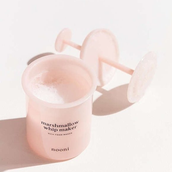 Urban Outfitters Other - Nooni marshmallow whip maker